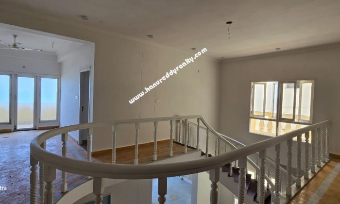 3 BHK Duplex Flat for Rent in Kirlampudi